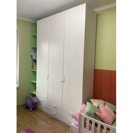 Шкаф трехстворчатый с выдвижнми ящиками + стеллаж, Bambini Letto