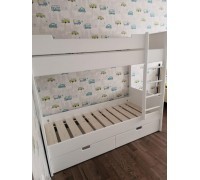 Детская двухъярусная кровать с выкатными ящиками