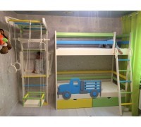 Двухъярусная кровать для мальчиков со спорткомплексом