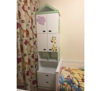 Детский стеллаж домик с ящиками