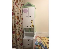 Детский стеллаж домик с ящиками