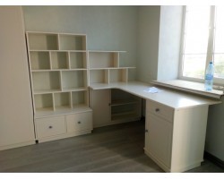 Стол угловой надстройкой