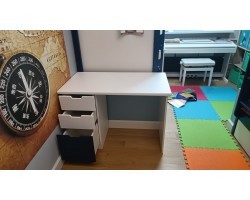 Письменный стол