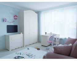 Шкаф, комод и письменный стол