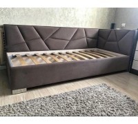 Мягкая кровать для подростка