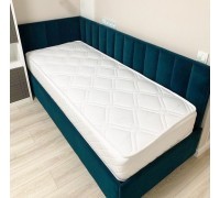 Мягкая кровать в детскую