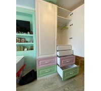 Шкаф двухстворчатый