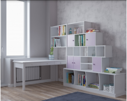 Стол и стеллаж в детскую