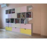 Стеллаж в детскую