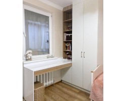 Стол - стеллаж и шкаф