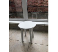 Детский стул круглый белого цвета