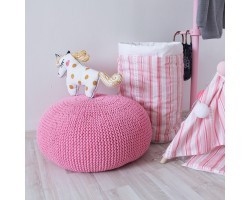 Вязаный пуф розовый